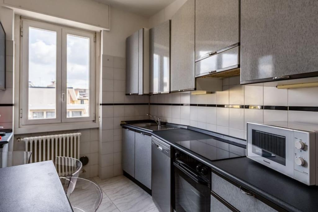 Comfort Suite In Milano Esterno foto